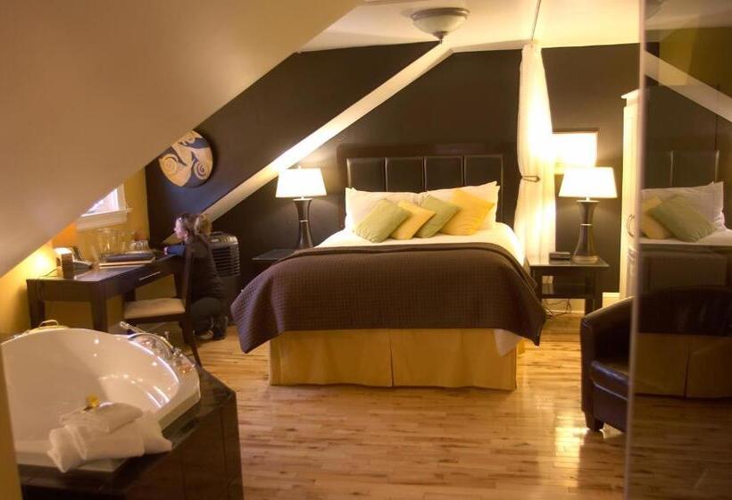 Номер Deluxe, Leaside Manor