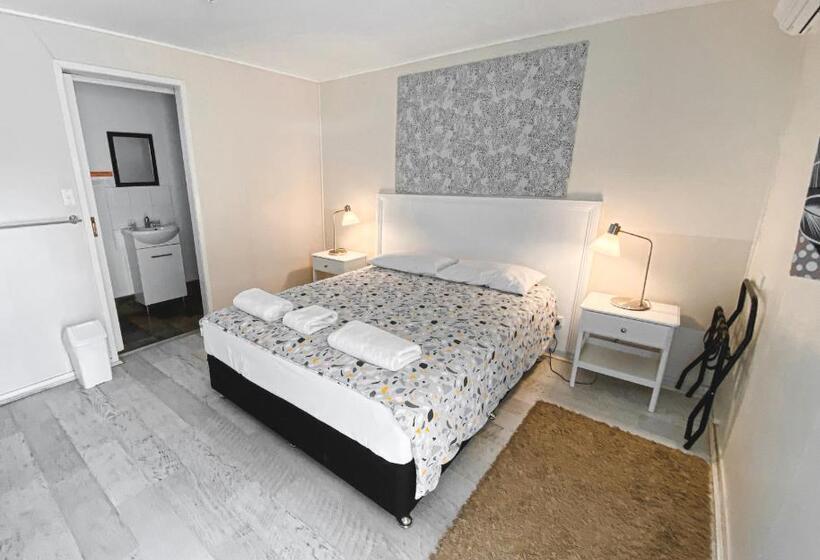 Номер Стандарт, Warrego Hotel Motel Cunnamulla