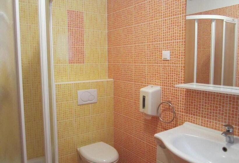 اتاق استاندارد با بالکن و چشم‌انداز دریا, Guesthouse Punta Mira   Beachfront
