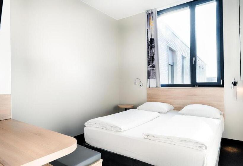اتاق استاندارد, B&b Hotel München Trudering
