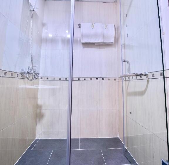 اتاق اجرایی سه نفره, Spring House Saigon Central Park