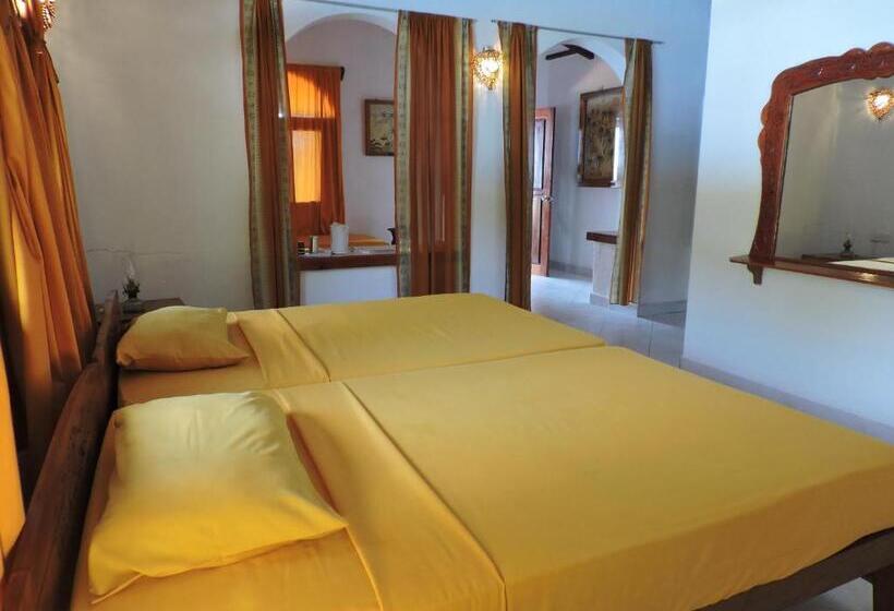 Семейный Номер Вид на Сад, Eva Lanka Hotel   Beach & Wellness