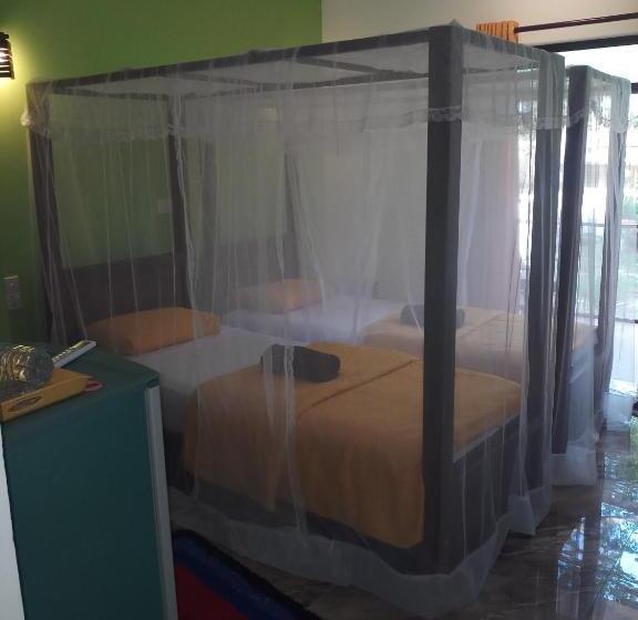 Номер Стандарт Вид на Бассейн, Jagabay Resort & Surfing School