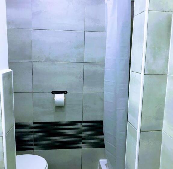 اتاق استاندارد با چشم‌انداز شهر, Pula Center Rooms