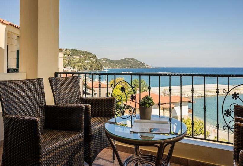 Family Suite, Griffon Kymi Hotel Previously Known As Valledi Village