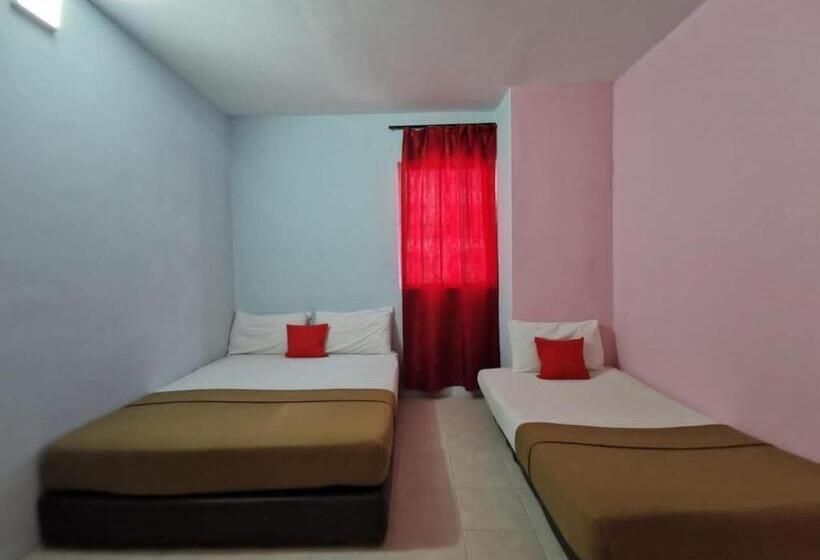 Номер Стандарт Трехместный, Oyo 90086 My Seven Days Inn