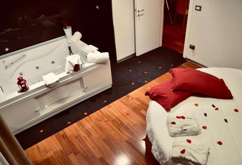 스위트 킹사이즈 침대, Halanus Hotel And Resort