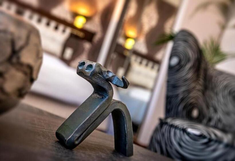 Классический Номер, Logis Hôtel Restaurant Gilles Moreau Laguiole