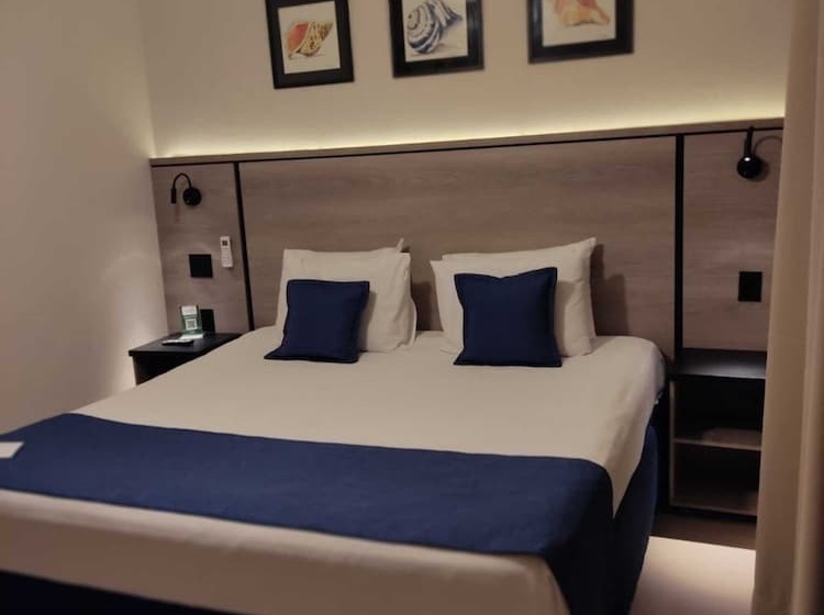 اتاق لوکس, Summit Beach  Boicucanga
