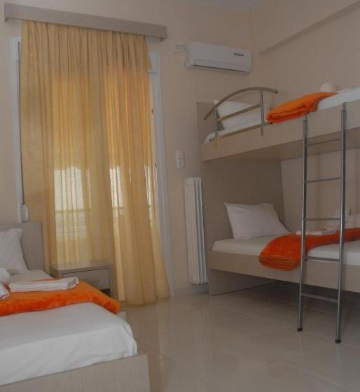 جناح جونيور, Eleni Kandilari Rooms