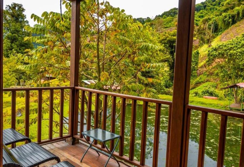 Люкс Повышенной Комфортности, Los Quetzales Ecolodge & Spa