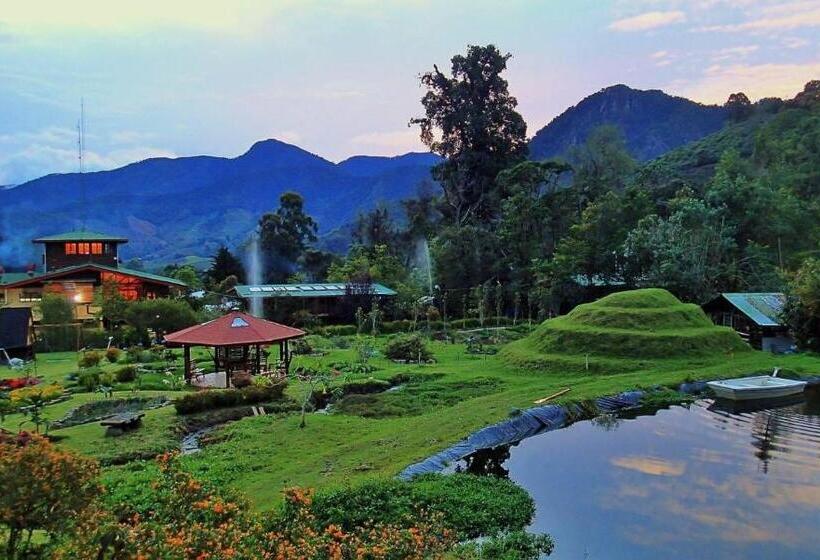 Полулюкс Вид на Сад, Los Quetzales Ecolodge & Spa