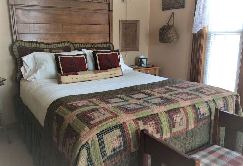 Номер Стандарт, Rockwell Falls Inn And Wine Bar
