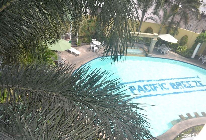 标准间带游泳池, Pacific Breeze Hotel And Resort
