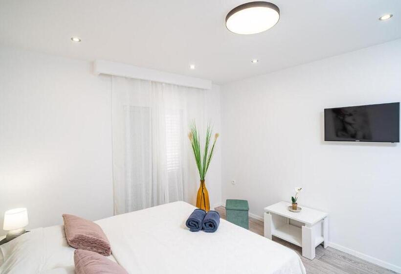 Apartamento Superior 1 Quarto Vista Mar, Apartments Sandito
