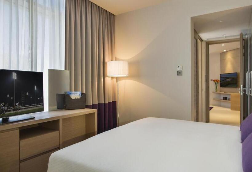 Люкс, Capital Centre Arjaan By Rotana