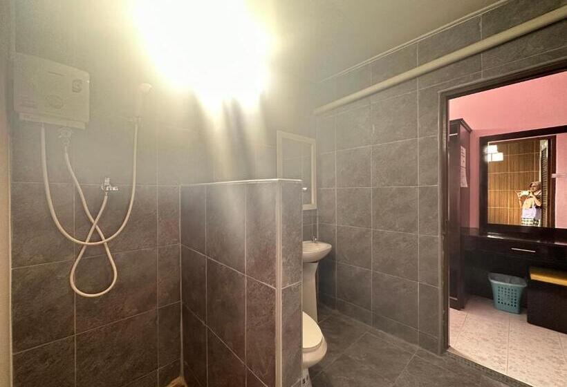 חדר דלוקס, Lanta Garden Home