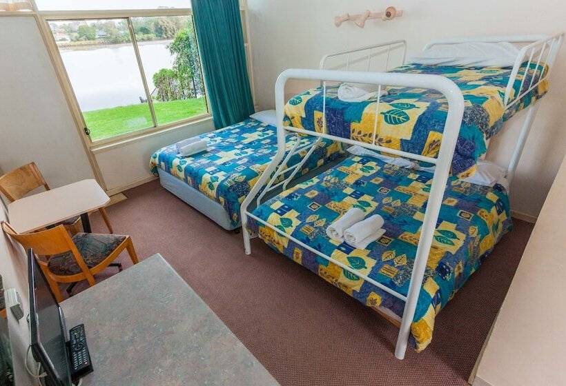 패밀리 룸, Moruya Waterfront Hotel Motel