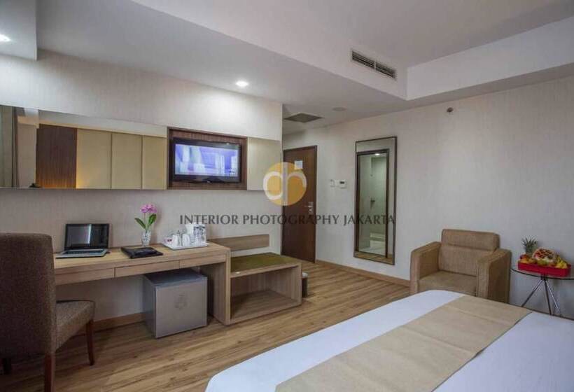 Номер Deluxe, Orchardz Hotel Bandara