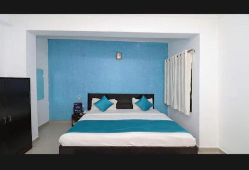 Трехместный Номер Классика, Oyo 82544  Rajni Guest House