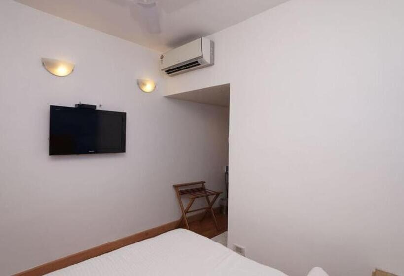 חדר דלוקס יחיד, Marina Inn Egmore Chennai