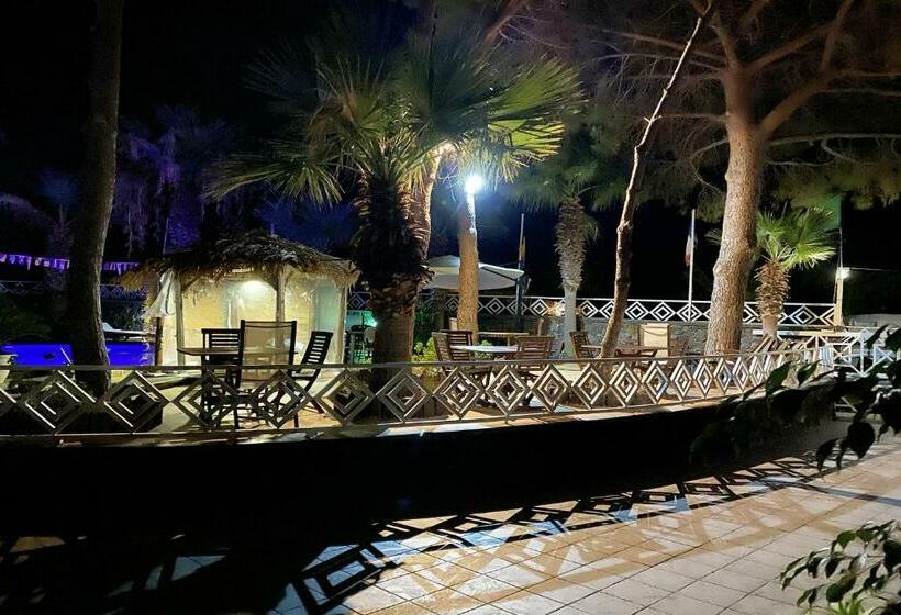 اتاق استاندارد, Al Togo Fitness & Relax