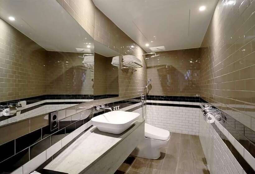 Семейный Номер, Seomyeon Hound Hotel 1st Street