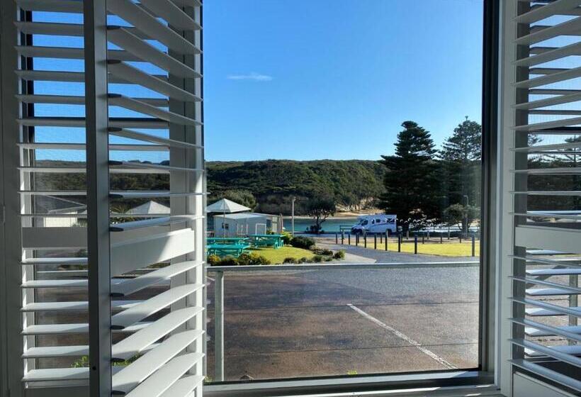 Семейный Номер Deluxe, Southern Ocean Motor Inn