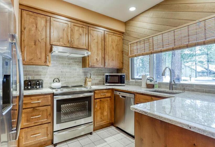 Апартаменты 2 Спальни, Meadow House 15 | Discover Sunriver
