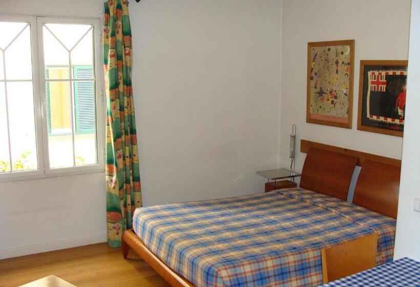 스탠다드 스튜디오, Apartamentos Turisticos Avenue Park