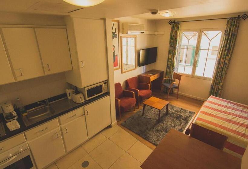 스탠다드 스튜디오, Apartamentos Turisticos Avenue Park