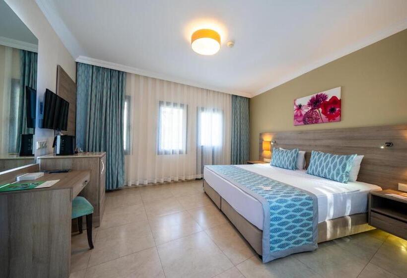 Семейный Номер, Bodrum Park Resort