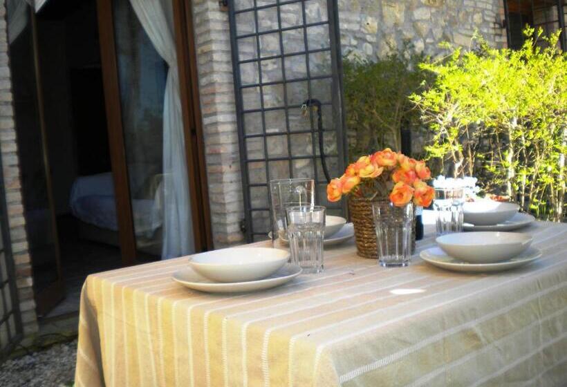 Апартаменты 1 Спальня, Casa Vacanze Le Corone