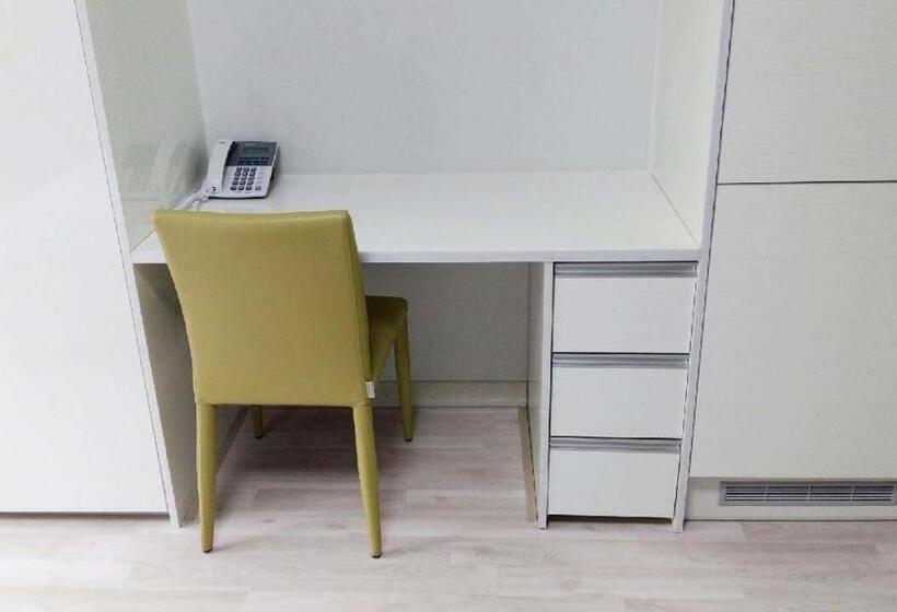 Quarto Estandar, Gaon Residence