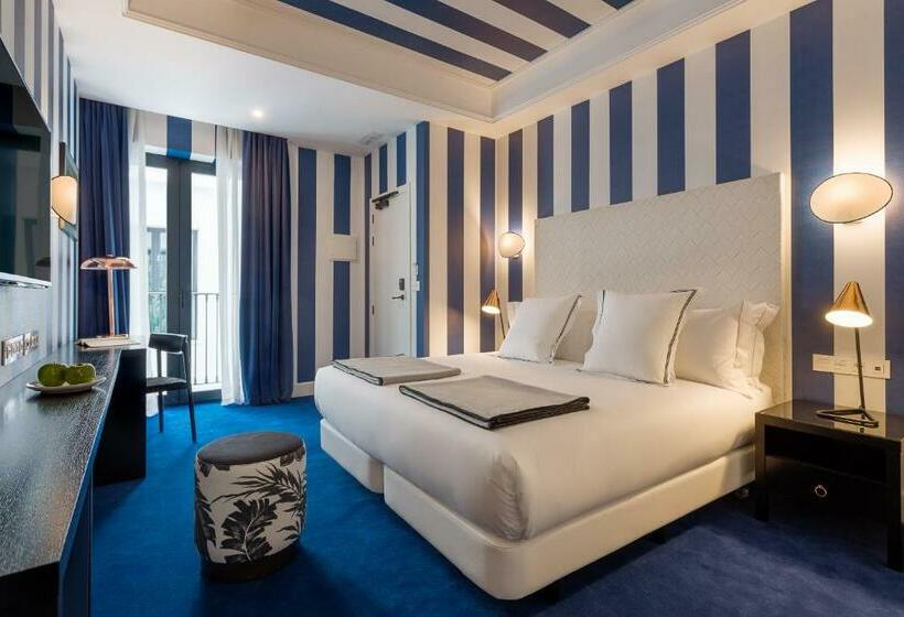 اتاق استاندارد, Room Mate Valeria