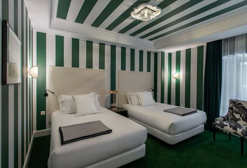 اتاق استاندارد, Room Mate Valeria