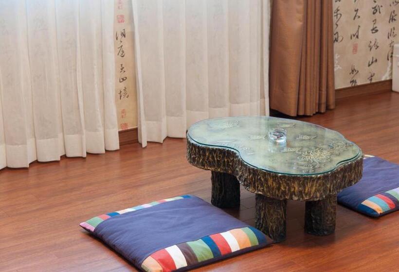 اتاق خانوادگی, Yeosu Narsha