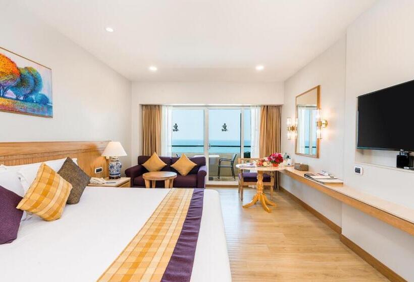 Номер Deluxe, Royal Cliff Beach Hotel Pattaya