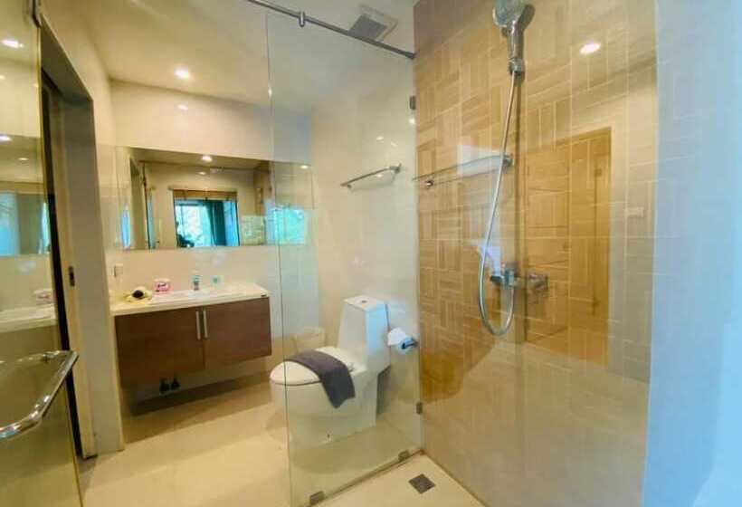 Apartamento 2 Dormitórios, The Unity & The Bliss Patong Residence