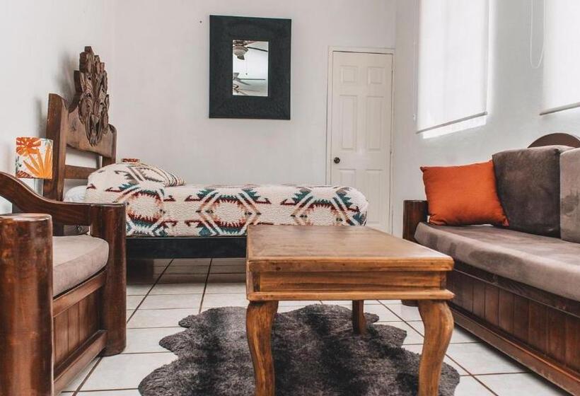 Deluxe Studio, Boutique Hotel & Suites Hacienda Lord Twigg