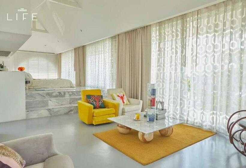 Люкс, Casapapa Homeandspace