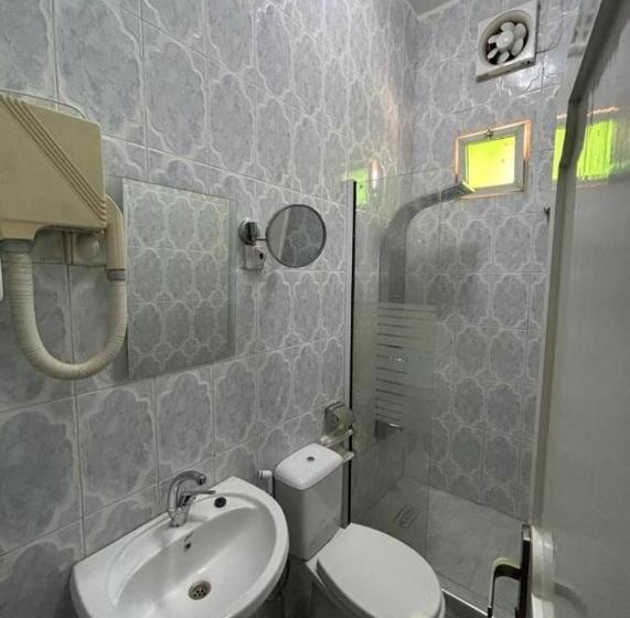 اتاق استاندارد سه نفره, Petra Pass Hostel