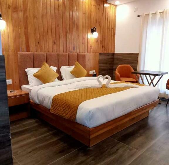 Номер Deluxe, The Aesthetic Hotel & Restaurant