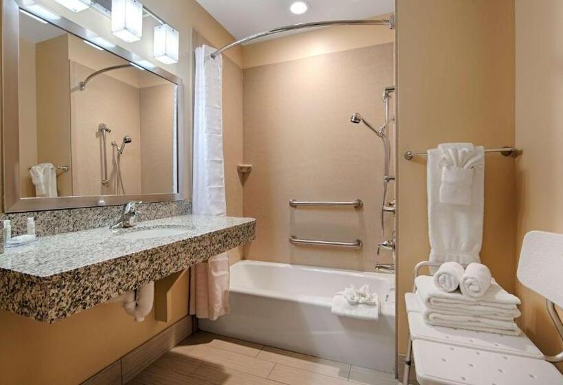 Номер Стандарт Кровать Квин Адаптированный для Инвалидов, Wyndham Garden Lancaster Ca