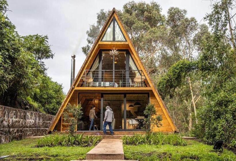 샬레, Hosteria Papagayo Cotopaxi
