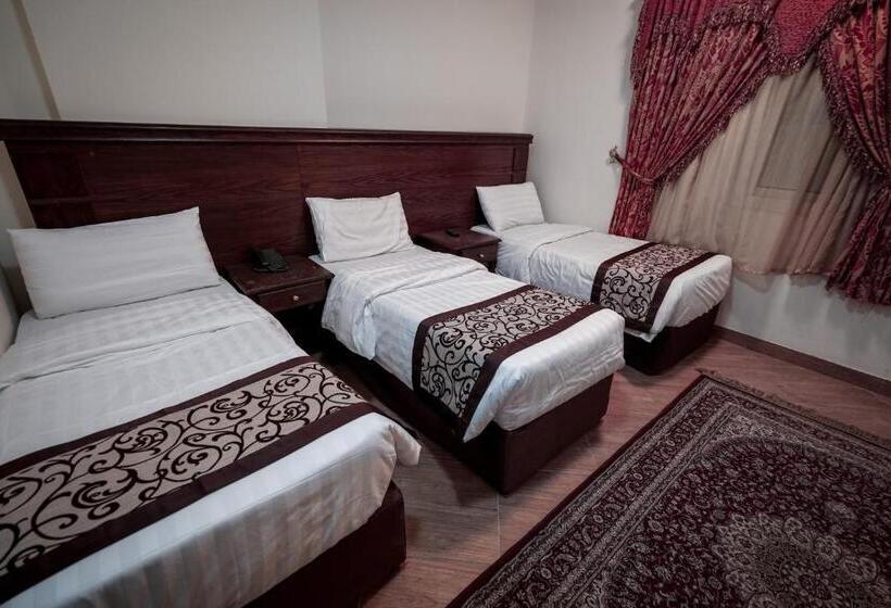 Номер Стандарт Трехместный, Qasr Alazzizia