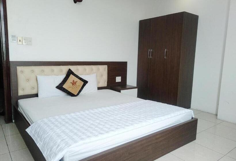 اتاق لوکس, Khách Sạn Crown   Gần đại Học Nông Lâm Tn