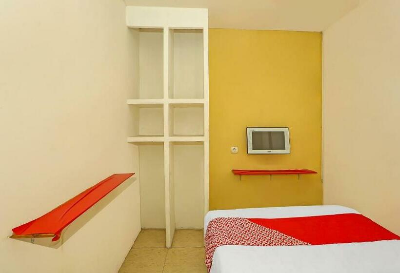 Номер Стандарт, Backpacker Homestay Jatisampurna Redpartner