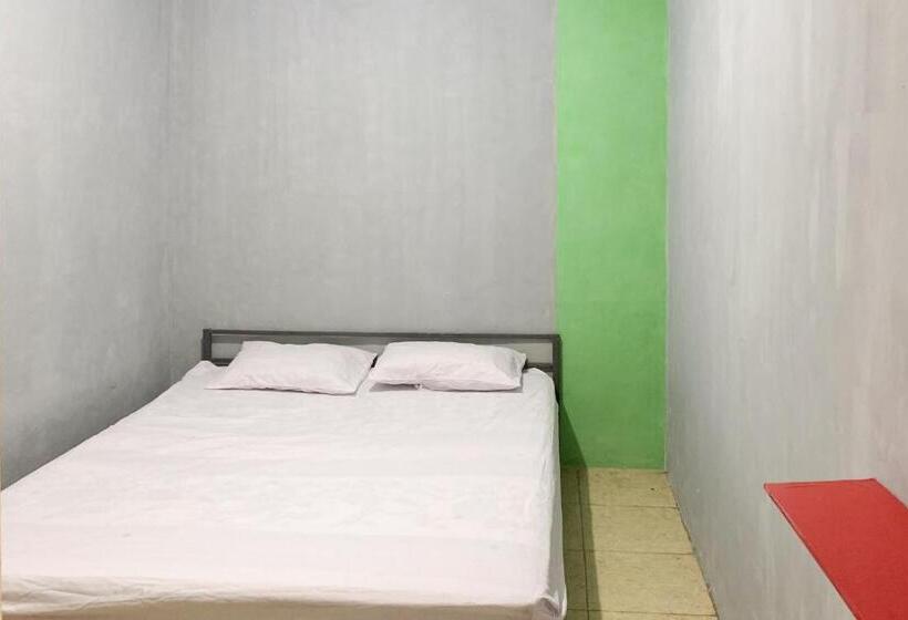 Номер Стандарт, Backpacker Homestay Jatisampurna Redpartner