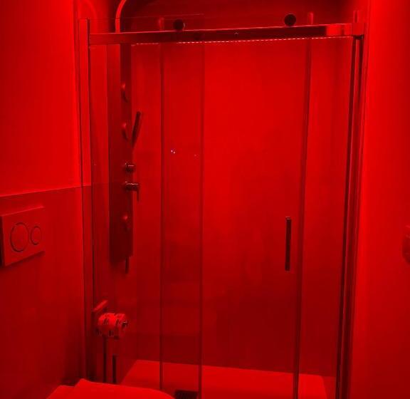 اتاق استاندارد, Visavi  Luxury Room